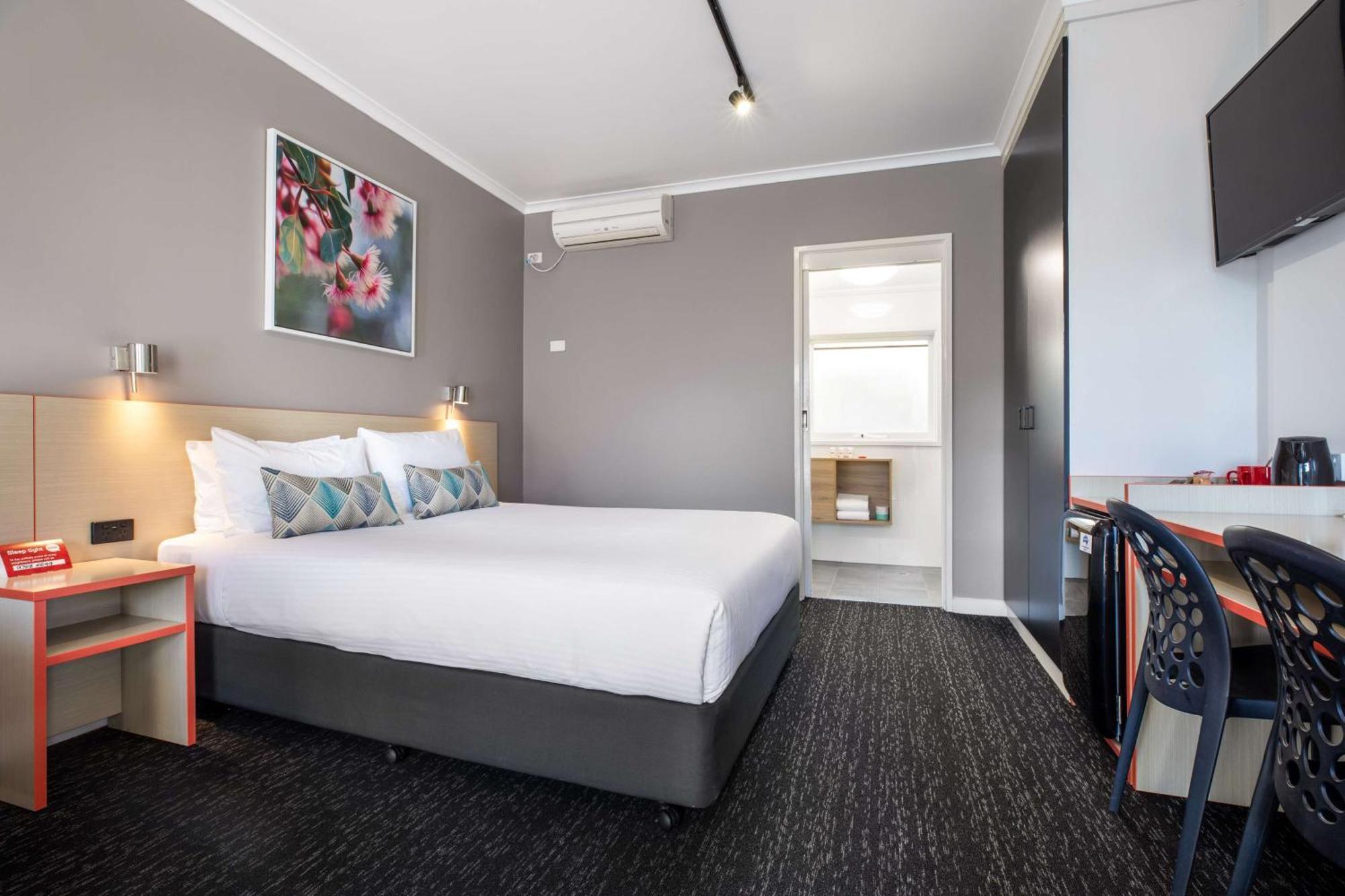 Nightcap At Ferntree Gully Hotel Motel Exterior photo
