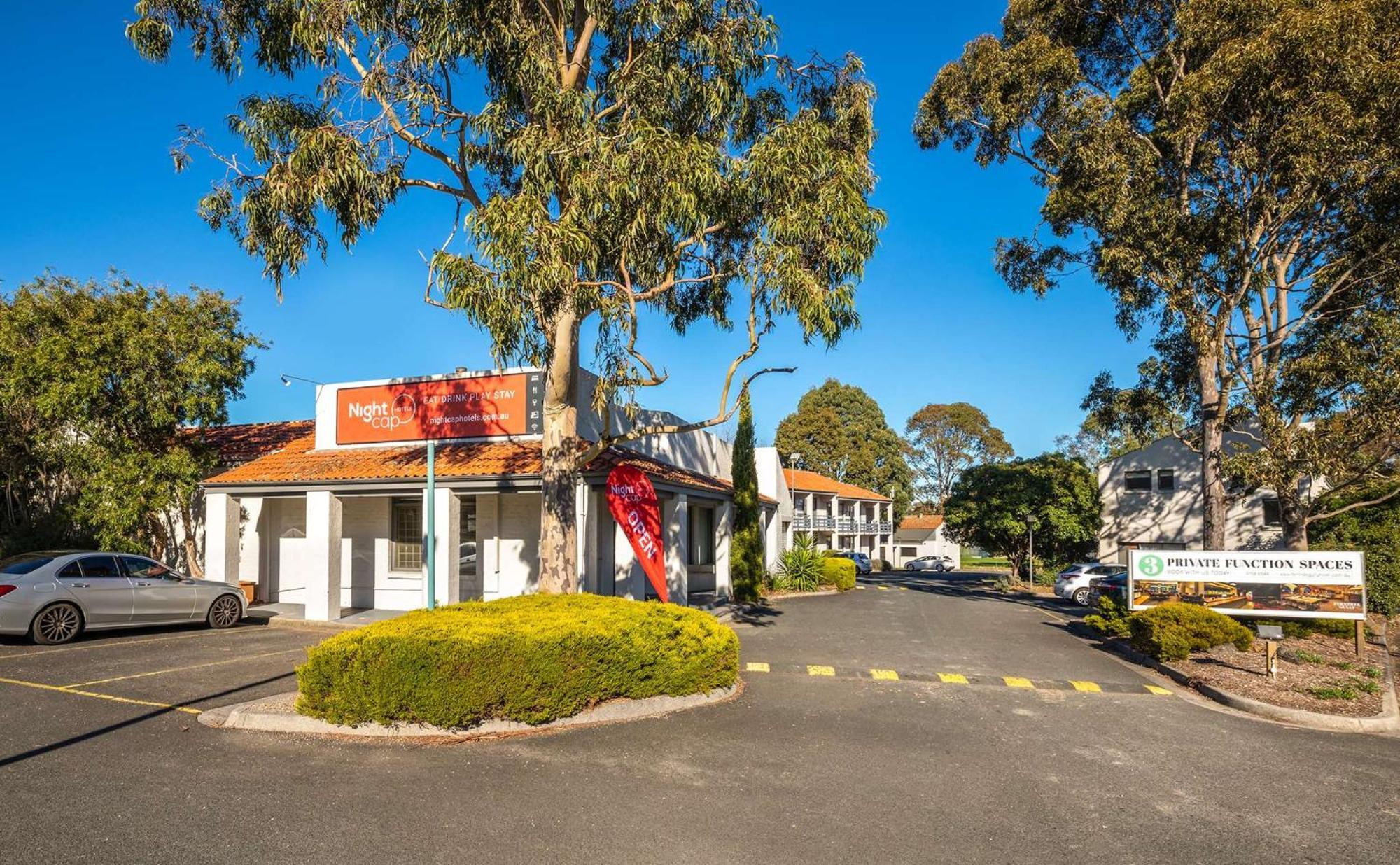 Nightcap At Ferntree Gully Hotel Motel Exterior photo